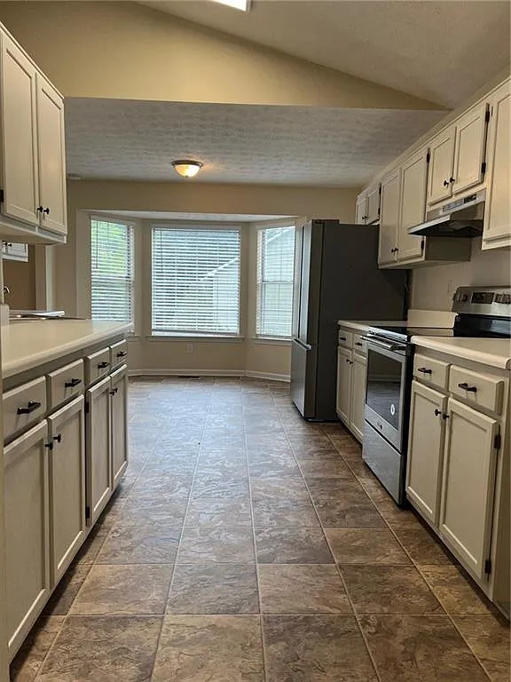3 bed, 2.0 bath, 1551 sqft, $1,845 — Photo 4