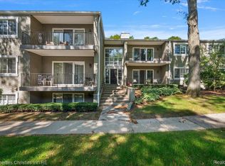 1113 N Old Woodward Ave Unit 36, Birmingham, MI 48009