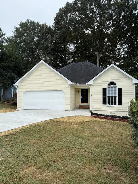 223 Wakefield Trce