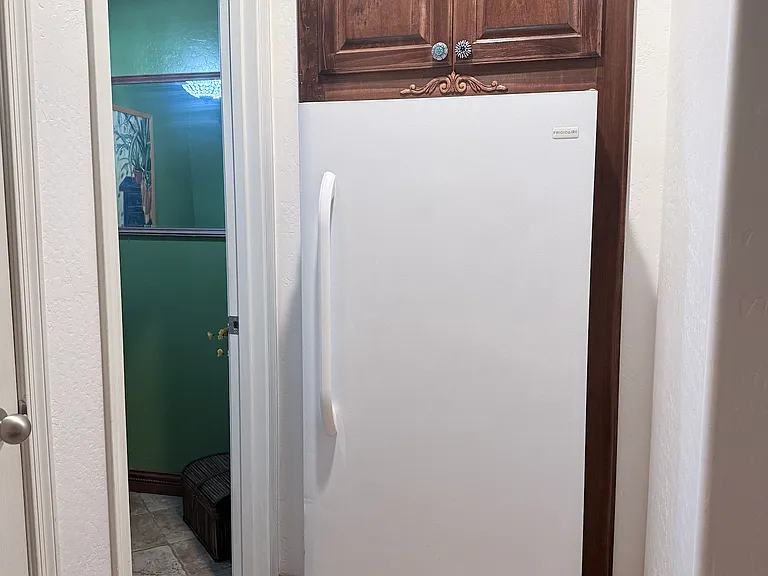 2914 E Dunbar Dr — Photo 19