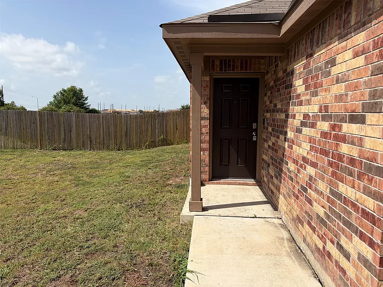 14213 Prairie Sod Ln — Photo 5