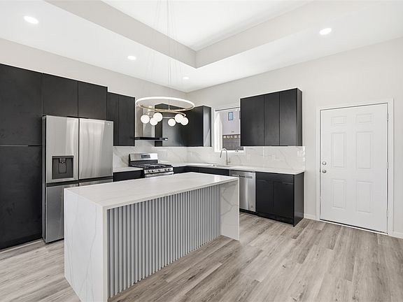 905 Rickenbach St, Pittsburgh, PA 15212 | MLS #1752522 | Zillow