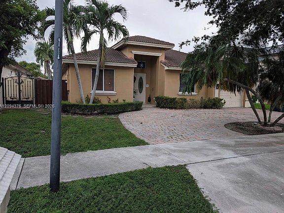 2nd image of 2924 SW 144th Pl