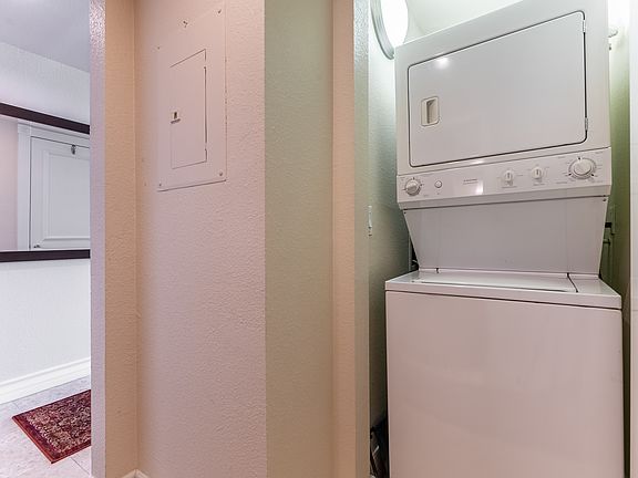 5th image of 260 E Flamingo Rd Unit 108