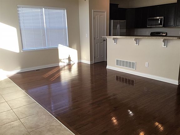 5th image of 7815 Headwater Dr