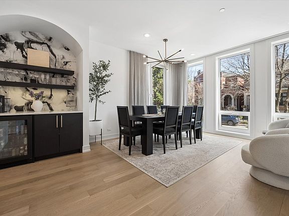 5th image of 2640 N Bosworth Ave #1N