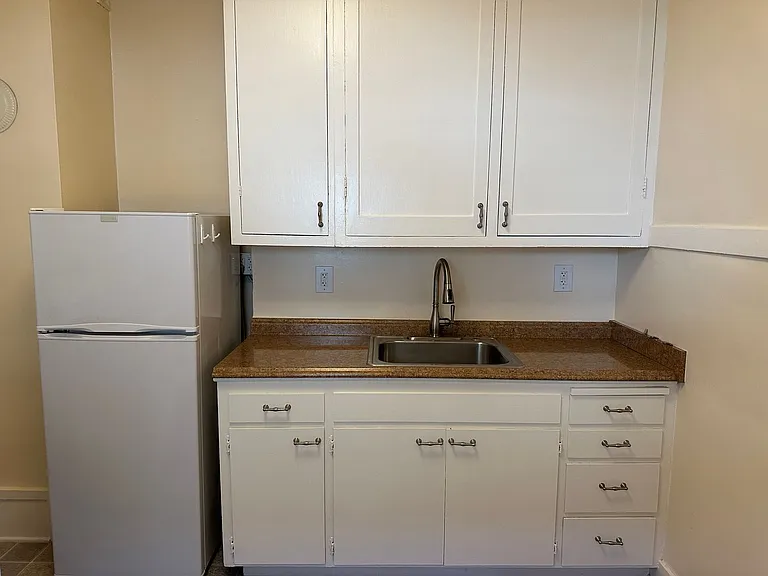 2124 McKinley Avenue — Photo 10