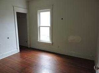 2308 Roosevelt Rd, Kenosha, WI 53143