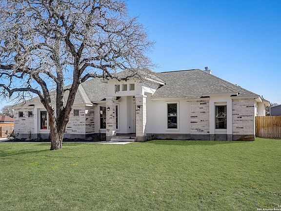 2nd image of 217 CIBOLO WAY