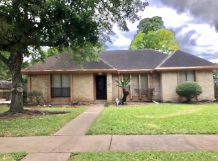 2826 Green Fields Dr, Sugar Land, TX 77479