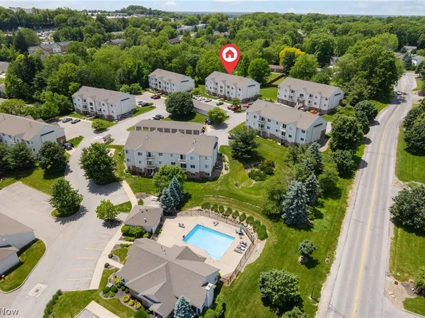 1456 Buckingham Gate Blvd, Cuyahoga Falls, OH 44221
