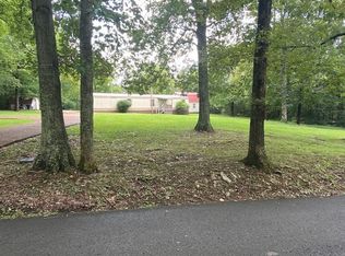 683 Canoe Branch Rd, Castalian Springs, TN 37031