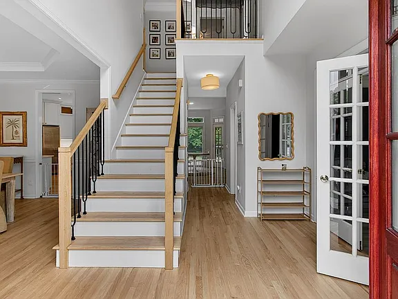 2748 Gaston Gate — exterior photo