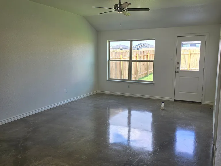1278 Lehmann Dr — Photo 15