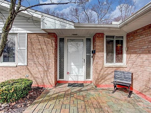 3rd image of 5363 Oakvista Pl