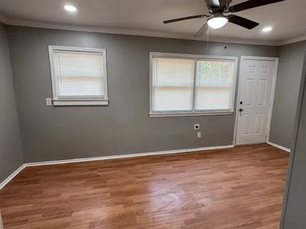 304 S Gould Ave, Bessemer City, NC 28016