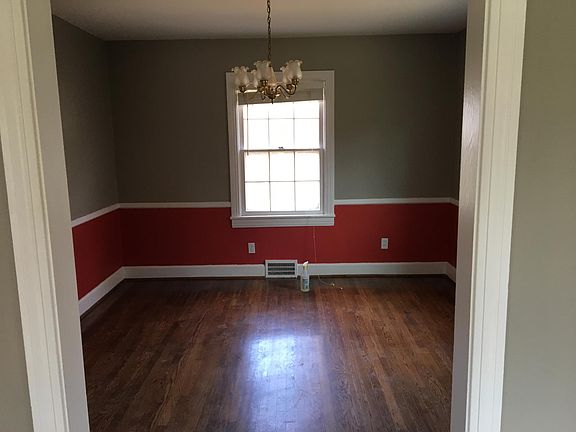 Dinning room seen from living room