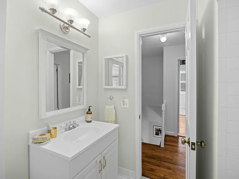 3203 S Stafford St — Photo 23