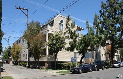 2nd image of 313 E Pine St APT 13