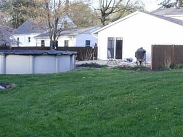 3rd image of 6198 Bellevue Dr