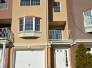 21 Harbor Front Plz, Elizabeth, NJ 07206