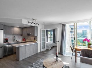1500 Howe St #2009, Vancouver, BC V6Z 2N1