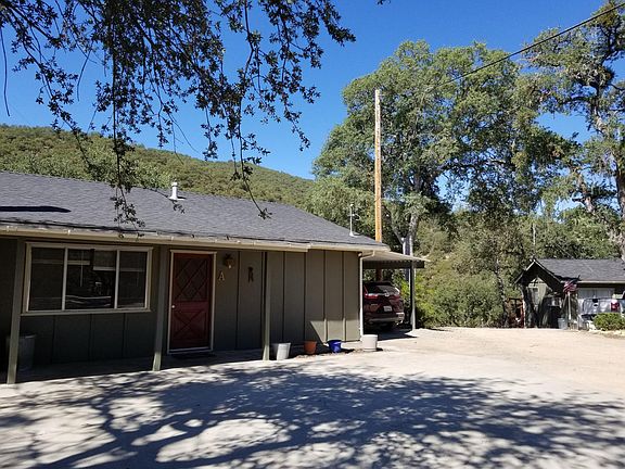 Showing proximity to second rental house on right.