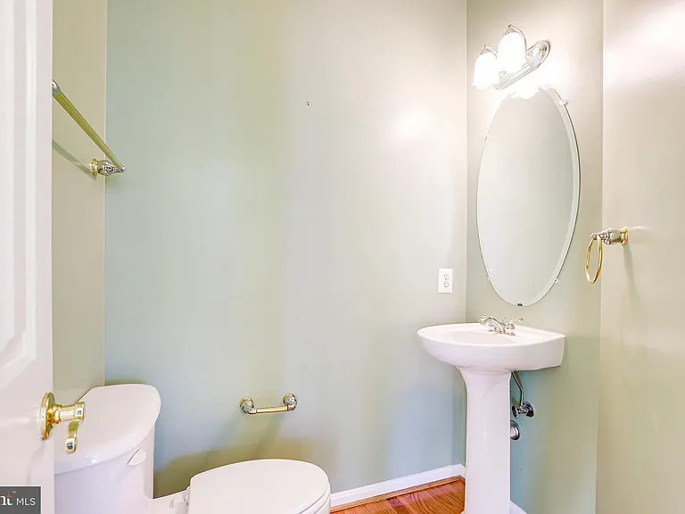 powder room