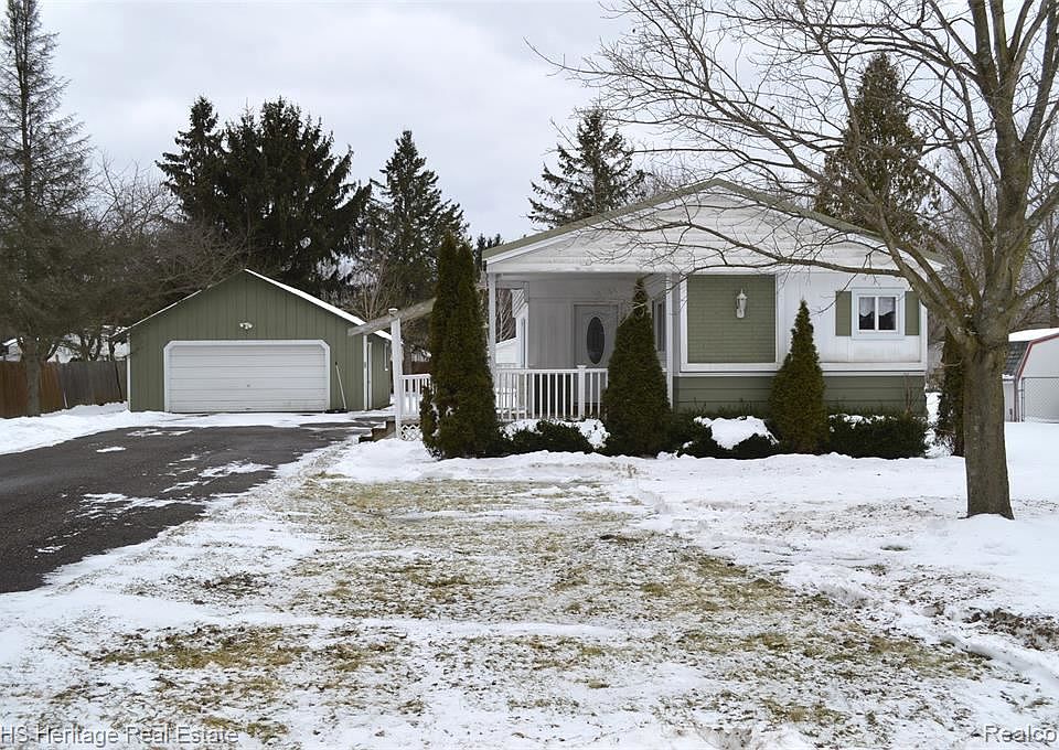 1st image of 5756 Iroquois Dr