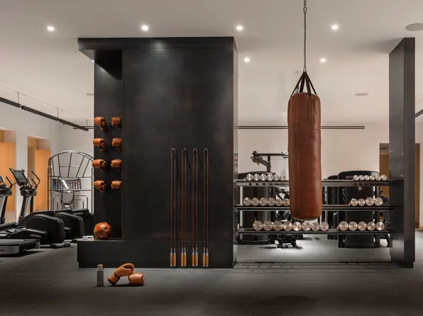 30 Front Street image 32 of 37