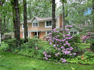 121 Connolly Dr, Milltown, NJ 08850