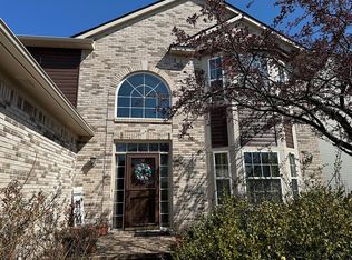 1387 Hartland Dr, Troy, MI 48083