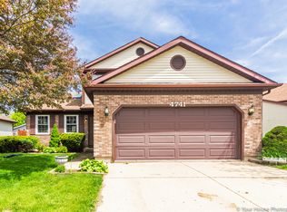 4741 Sunflower Ln, Hoffman Estates, IL 60192