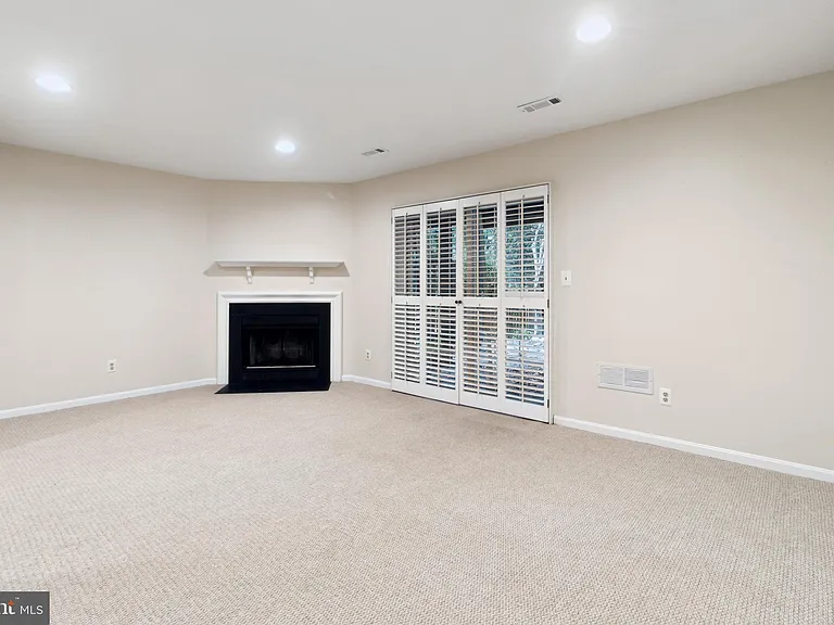 524 Kinsale Rd — Photo 17