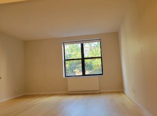 252 E 2nd St #3G, New York, NY 10009