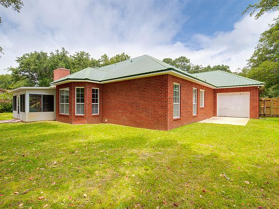 5th image of 231 Crewilla Dr NW