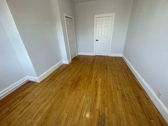 3rd image of 1410 9th St #2