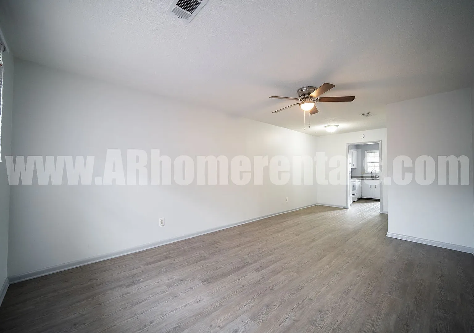 8209 Woodview Drive East — Photo 1