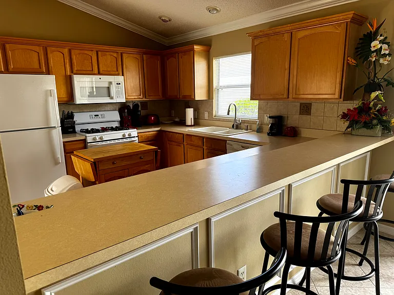 836 Chappells Dr — Photo 2