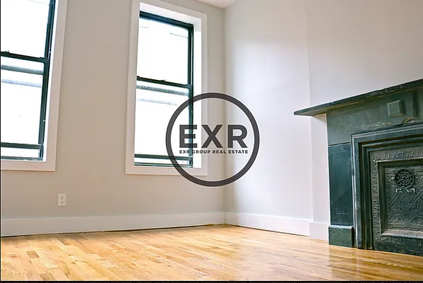Rented by EXR | media 3