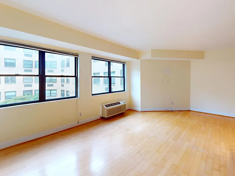 1801 Clydesdale Pl NW #517 — Photo 9