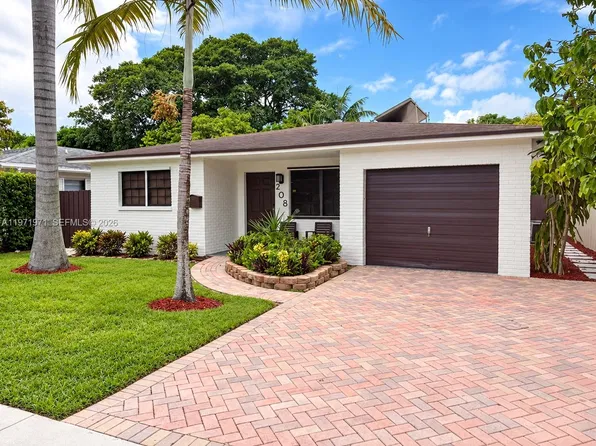 208 SW 2nd Ave, Hallandale, FL 33009
