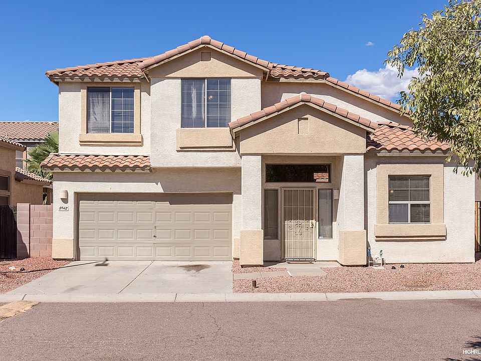 1st image of 8942 E Capri Ave