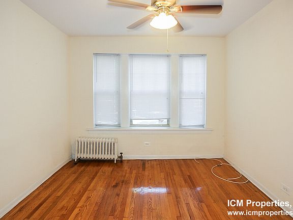 4th image of 1600 W Belle Plaine Ave #1