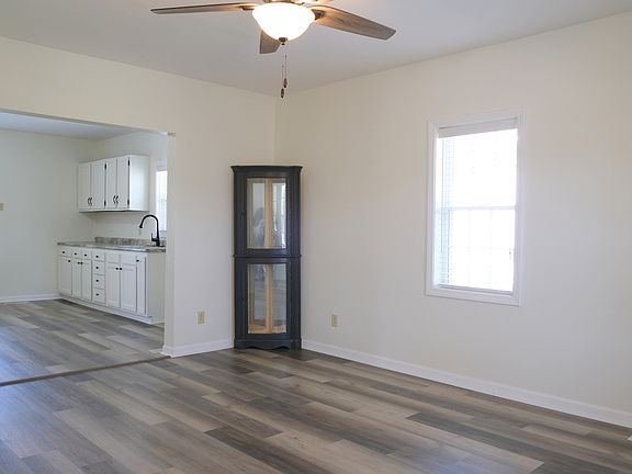 5th image of 313 S Park Ave