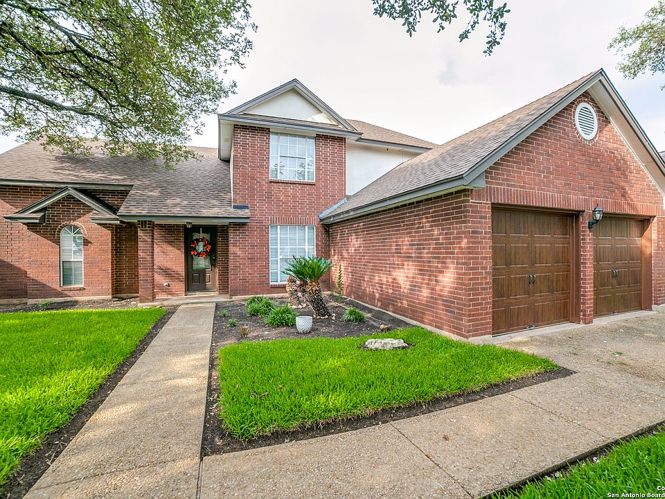 1st image of 1122 Canyon Brook