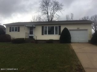 315 W South St, Caledonia, MN 55921