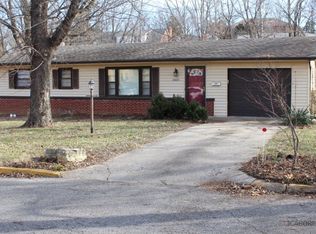 1425 Debra Ave, Jefferson City, MO 65109