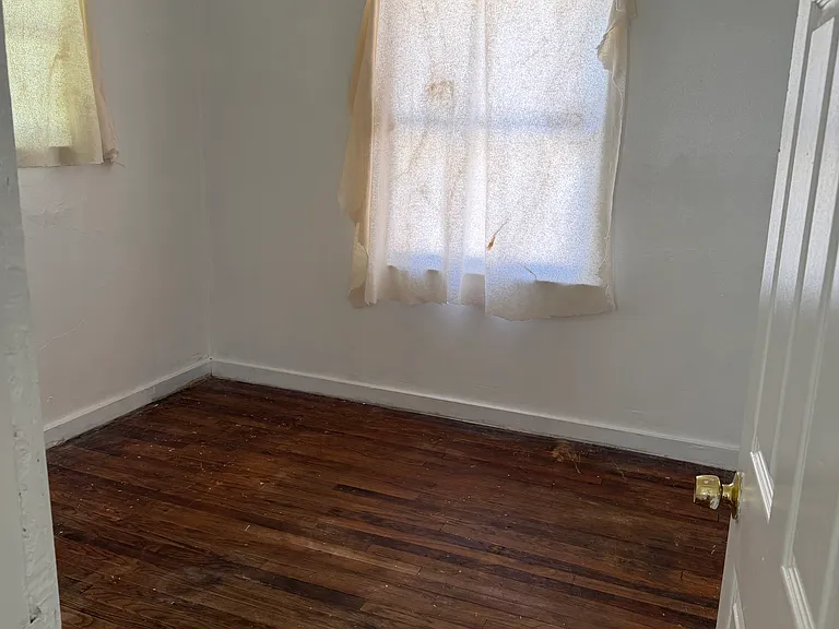 13121 Saint Andrews Ave — Photo 8