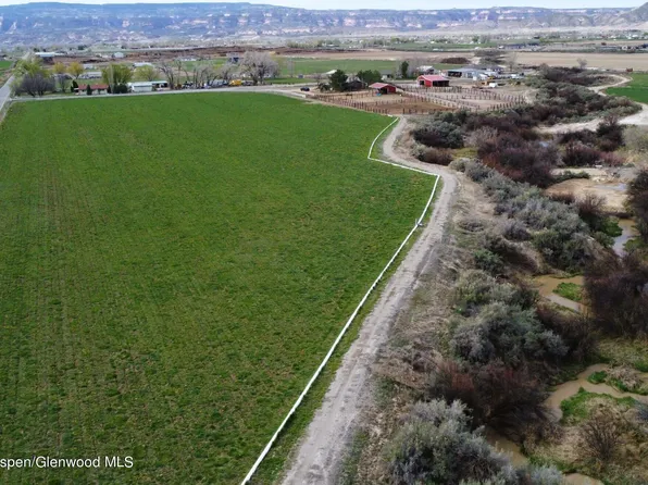 1501 14th Rd, Loma, CO 81524